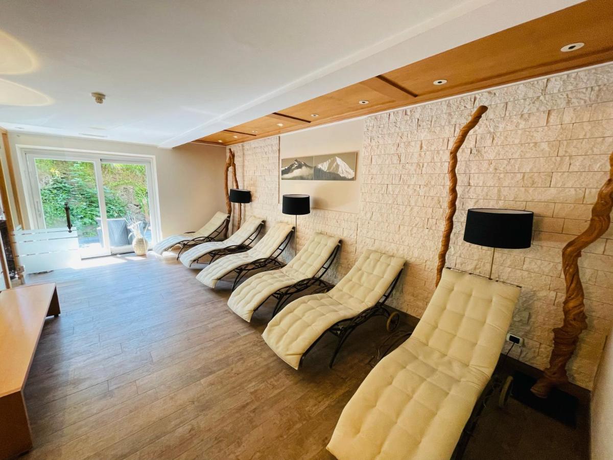 Residence Hotel Alpinum Campo Tures Exterior photo
